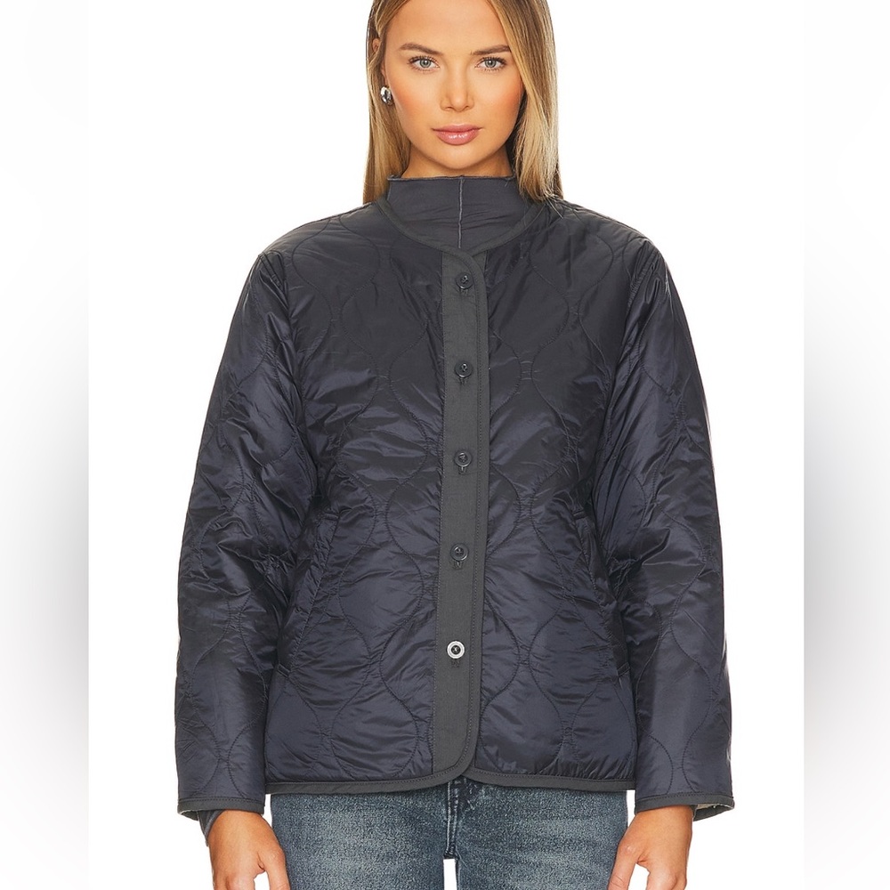 Velvet by Graham and Spencer reversible Marissa Sherpa and  jacket size small